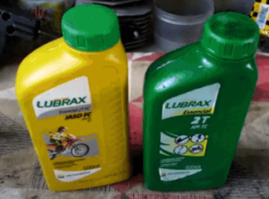 Óleo 2T: cuidados básicos para proteger o motor